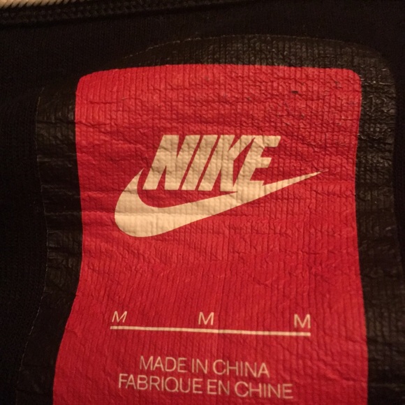 Nike Tech Fleece Hoodie Black - Picture 3 of 3